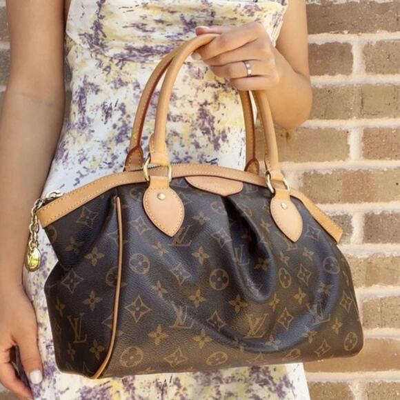 Louis Vuitton Handbags - 💎✨AUTHENTIC✨💎Louis Vuitton Hand Bag